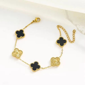 Clover Black Bracelet