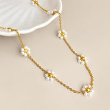 Daizy flower necklace