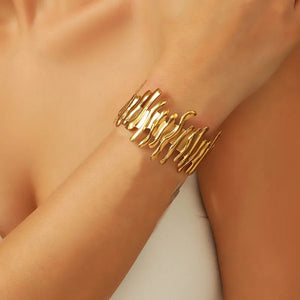 Elegant Armcuff