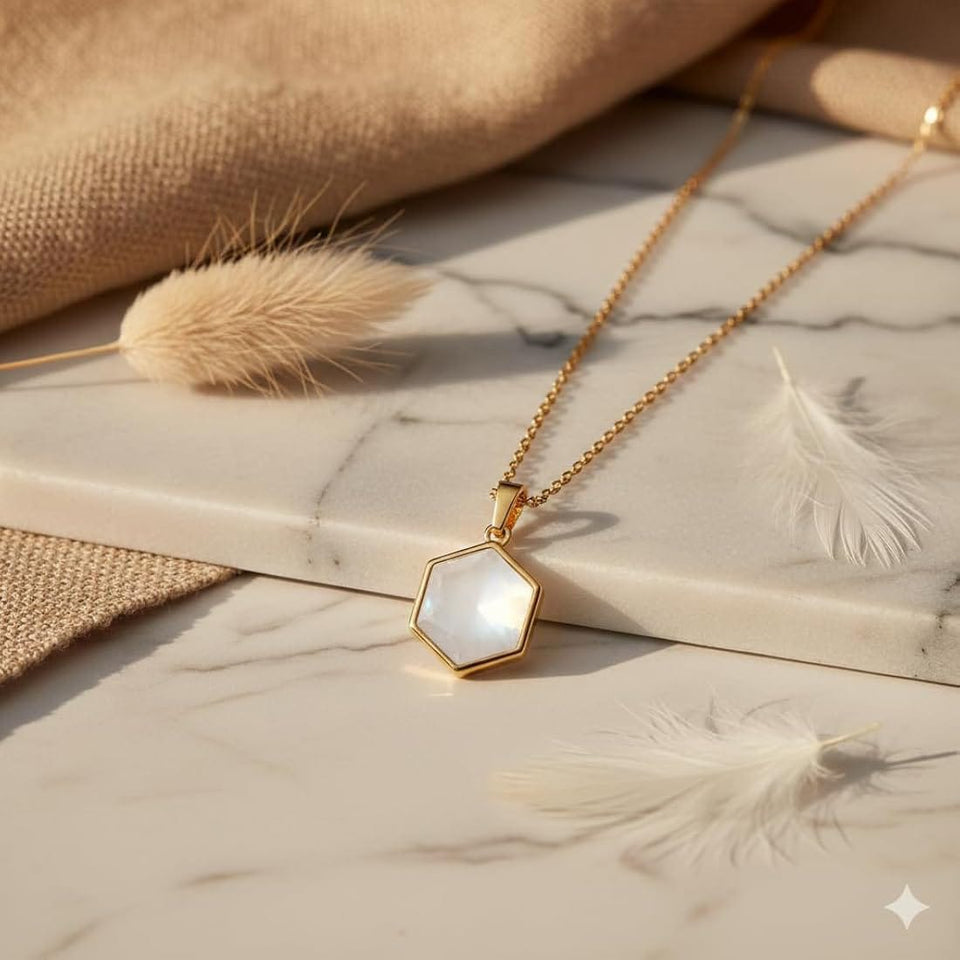Elegant White stone pendent