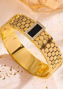 Classia Handcuff Black