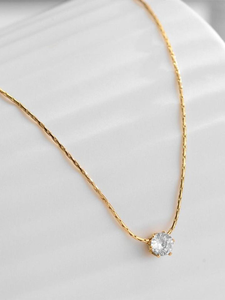 Elegant White stone pendent